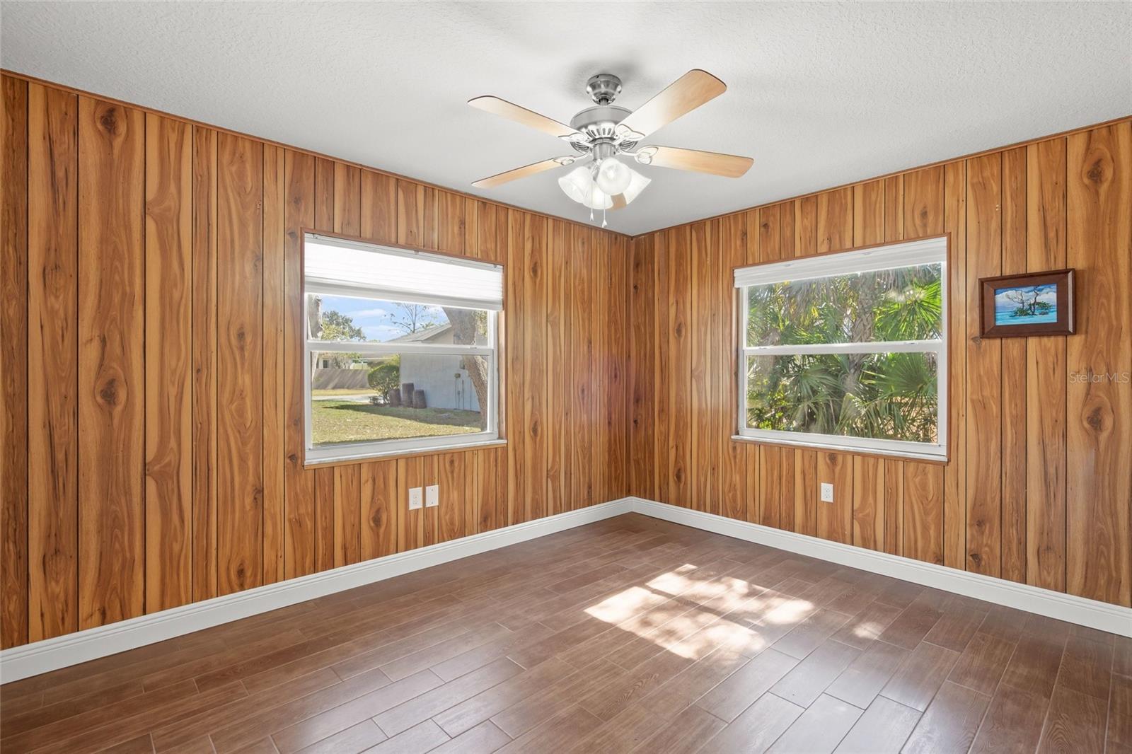 MARINELAND - Residential