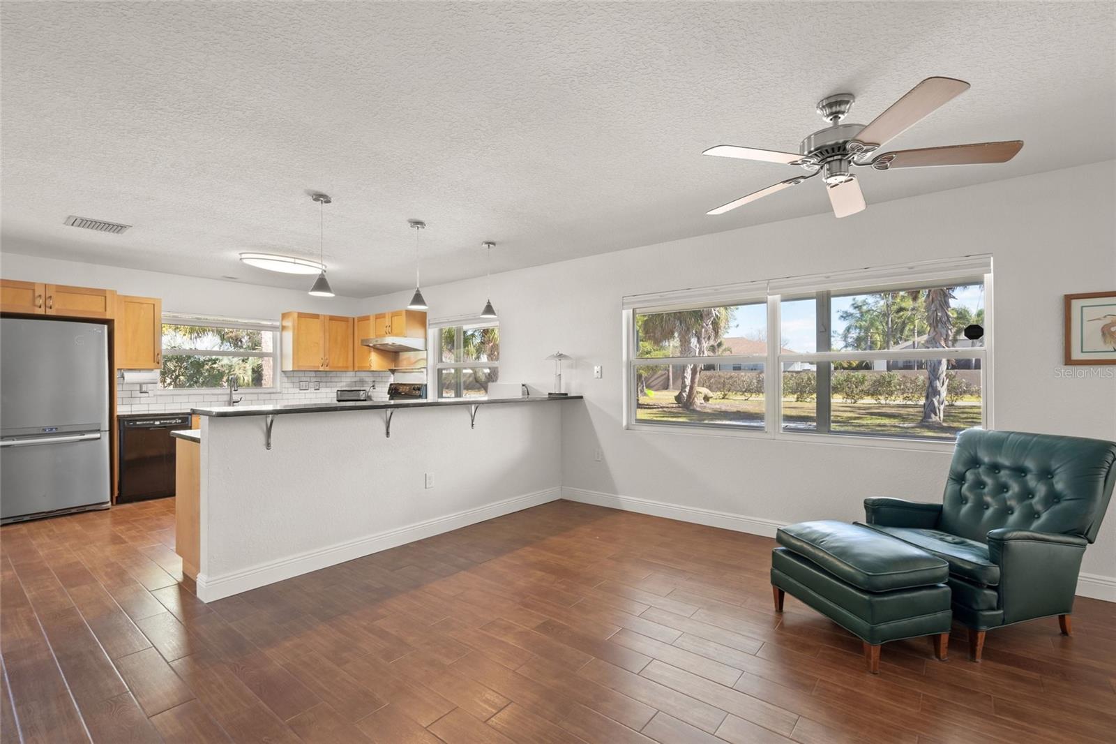 MARINELAND - Residential