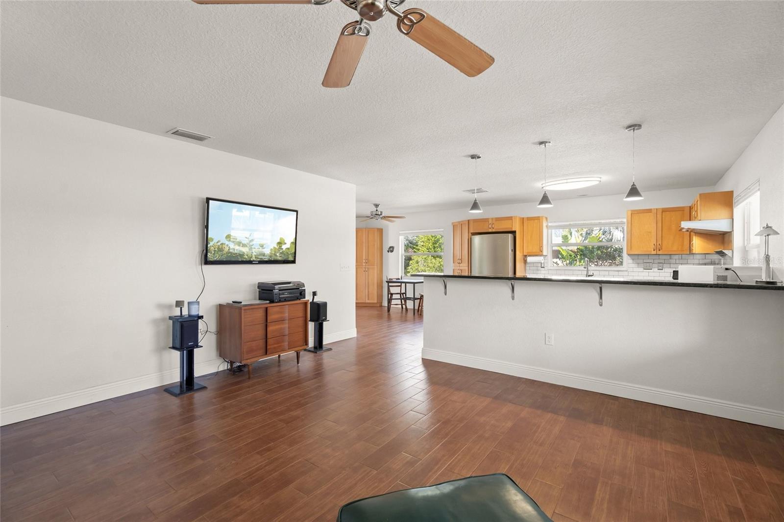 MARINELAND - Residential