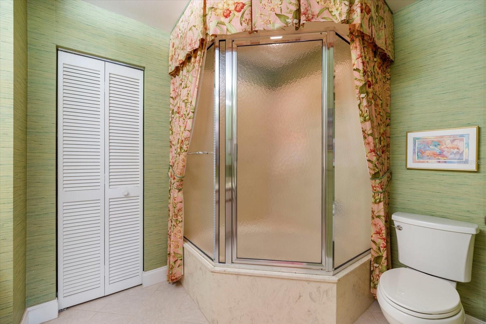 VILLAGE OAKS SEC D - Residential