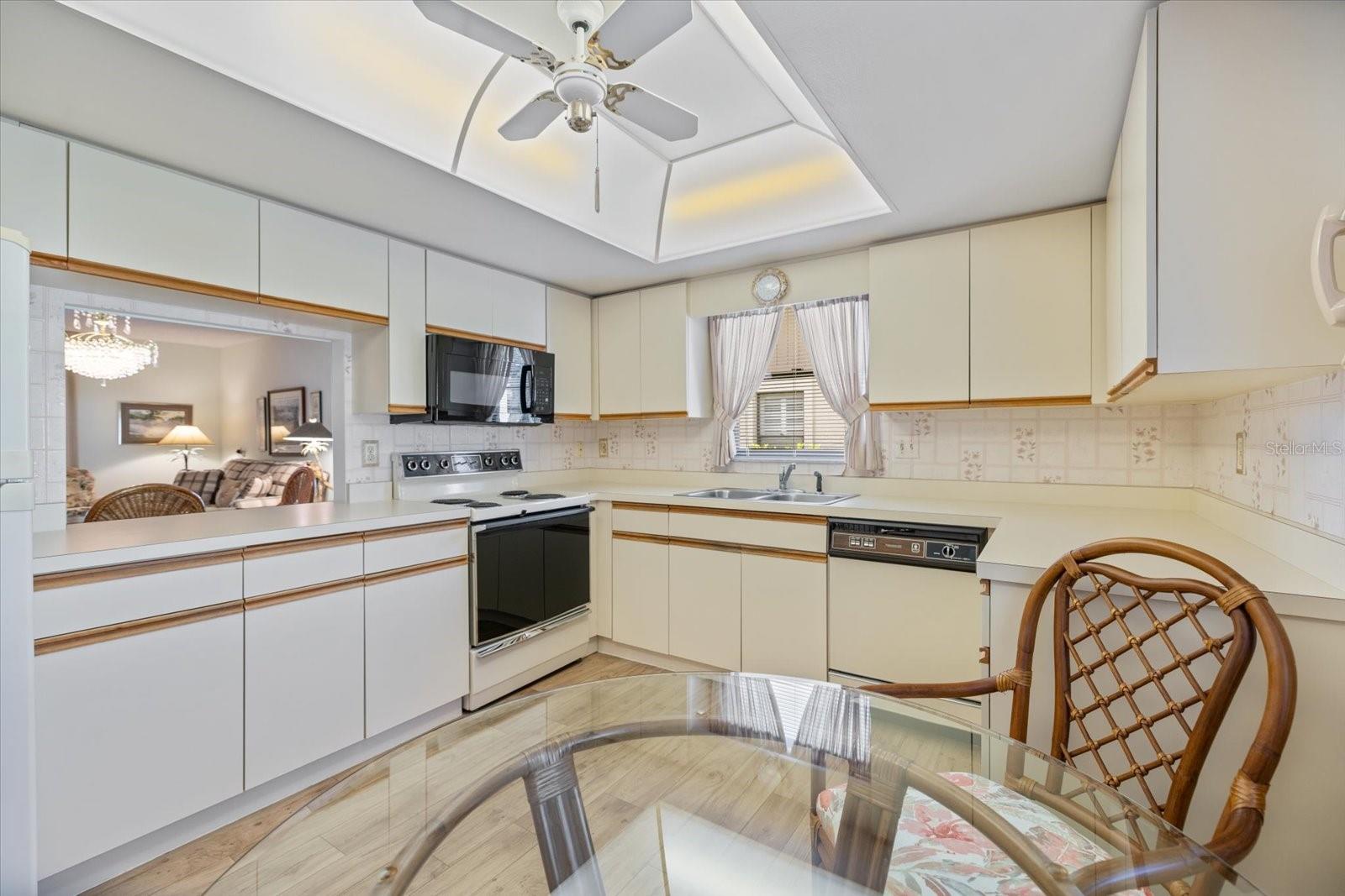 462 OAK HILL CIRCLE 5