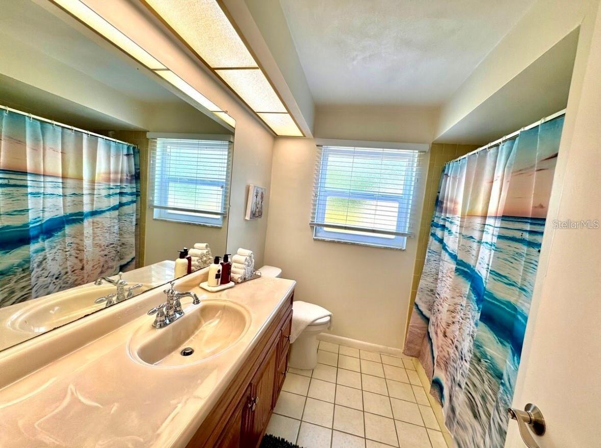 OAKBROOK WOODS 1ST ADD - Residential Lease