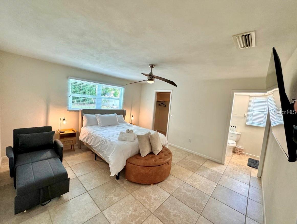 OAKBROOK WOODS 1ST ADD - Residential Lease