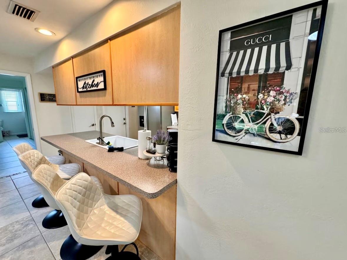 OAKBROOK WOODS 1ST ADD - Residential Lease