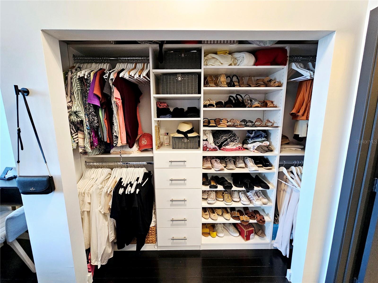 SOLAIRE/PLAZA CONDO - Residential