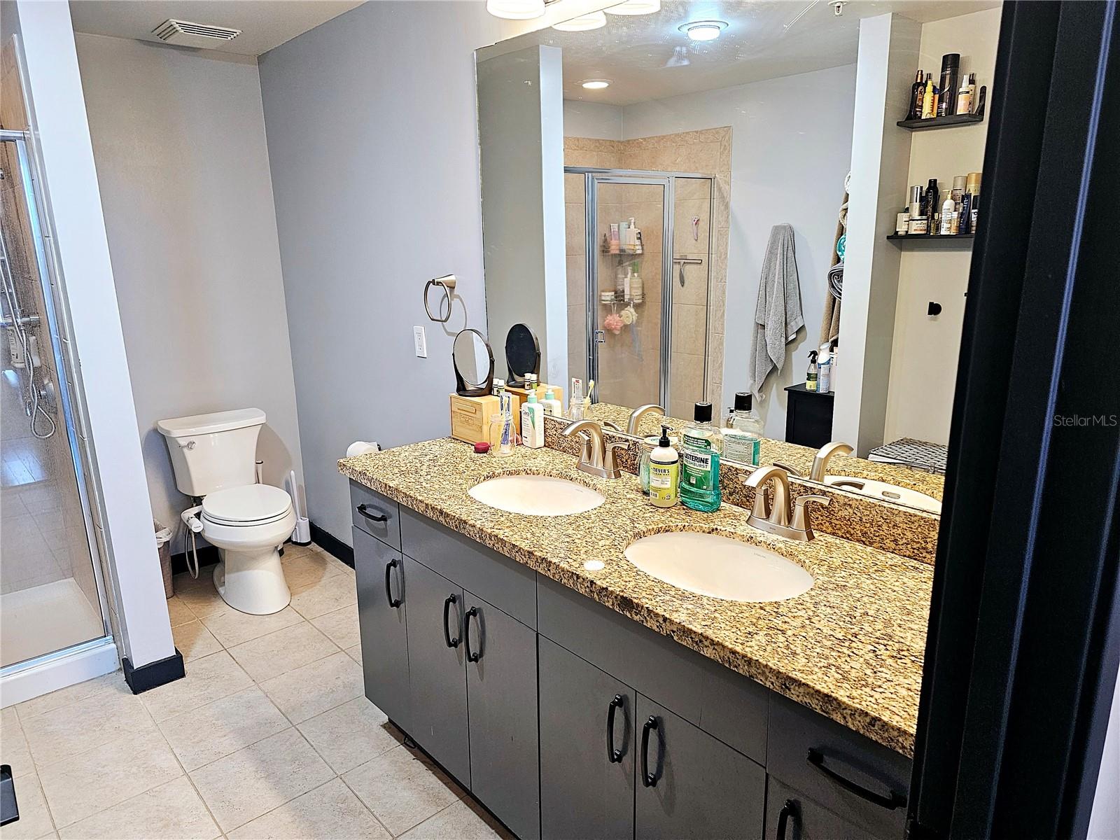 SOLAIRE/PLAZA CONDO - Residential