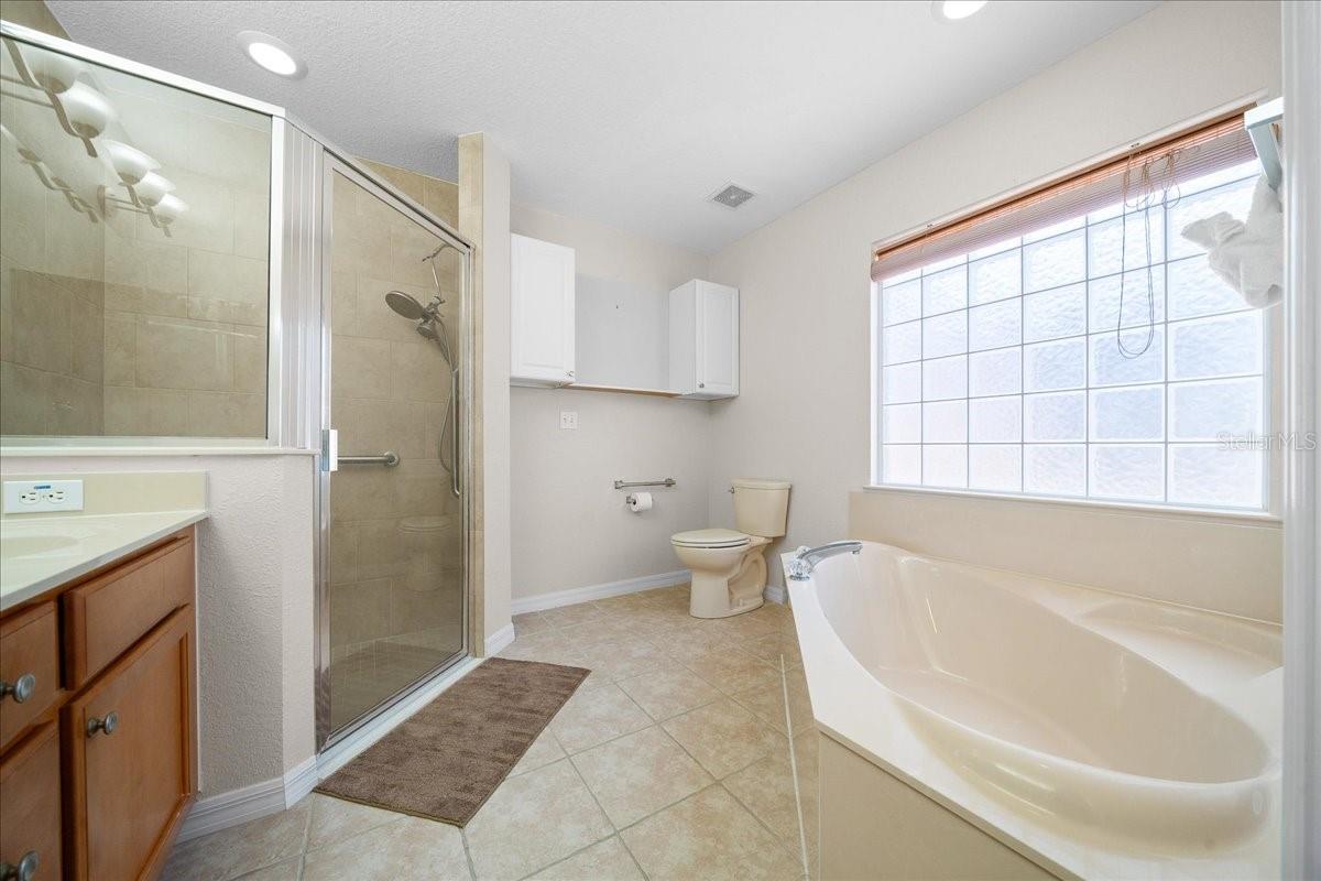 WOODLAND VILLAGES MAPES TOWNHOUSES - Residential