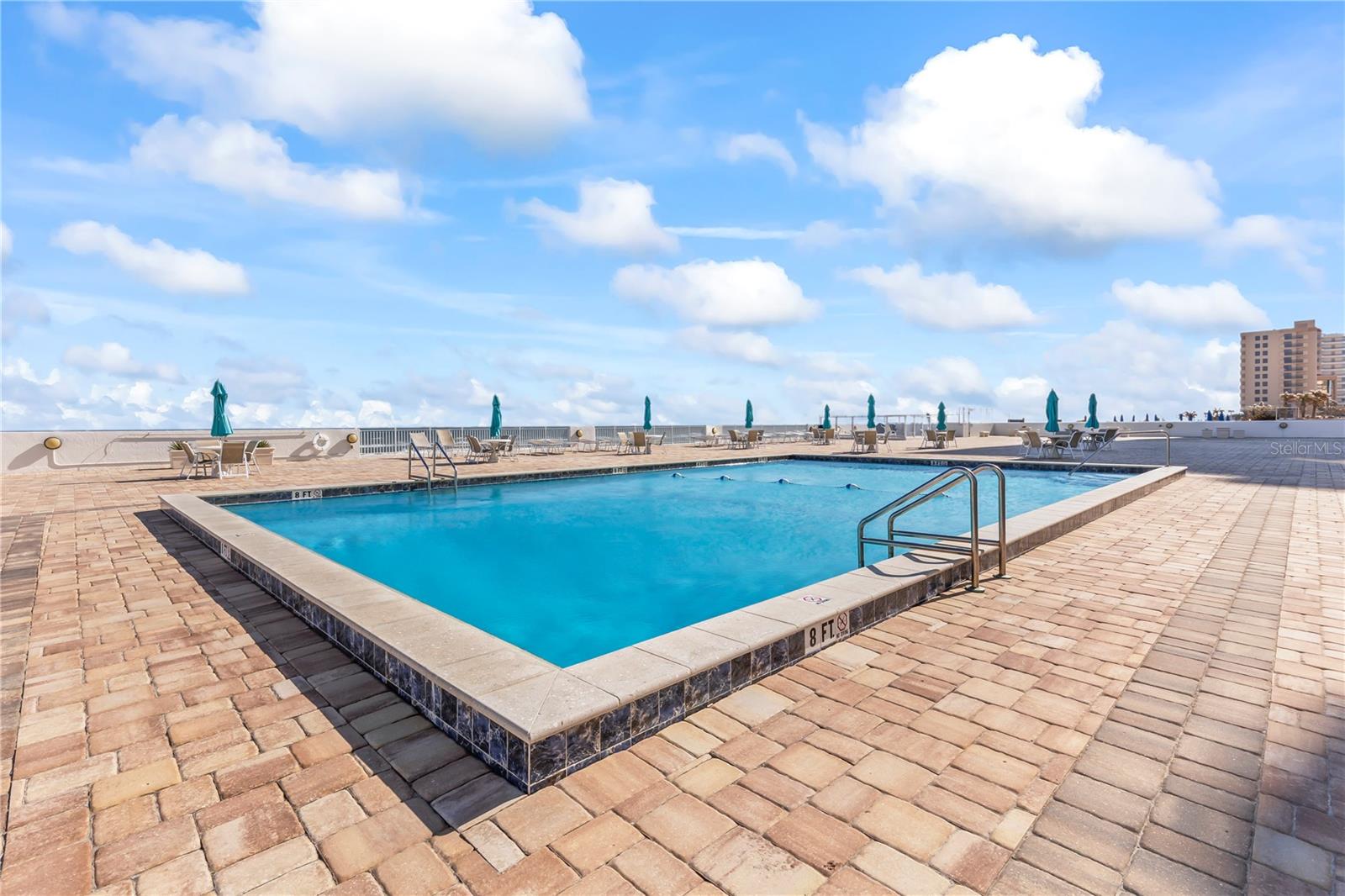 OCEANS TWO - Residential