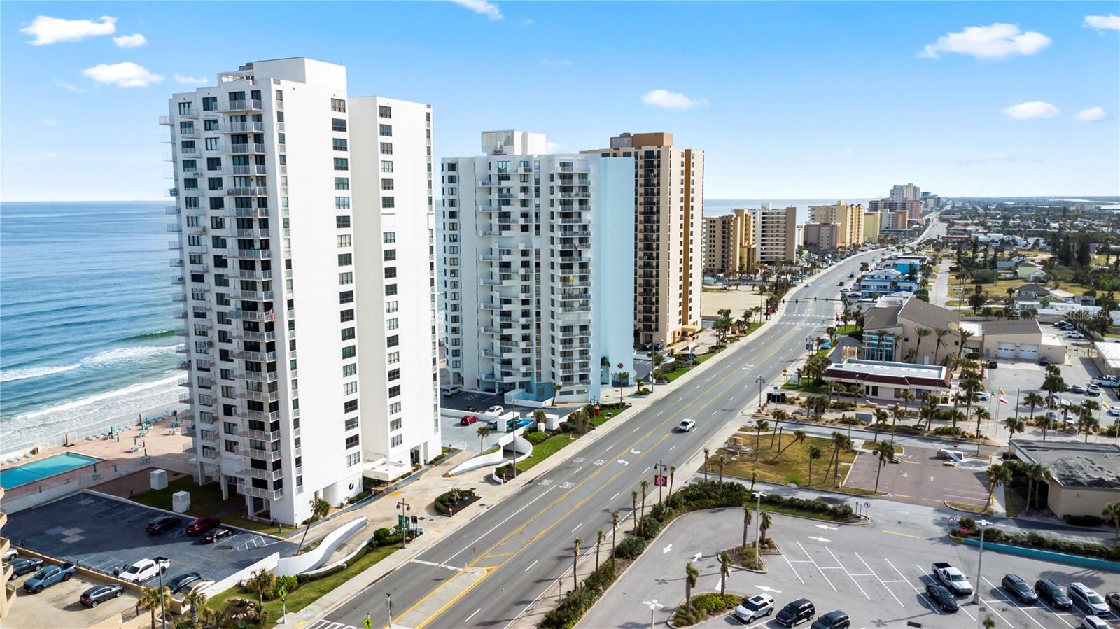 OCEANS TWO - Residential