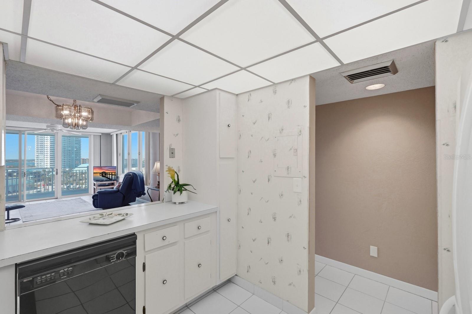 OCEANS TWO - Residential