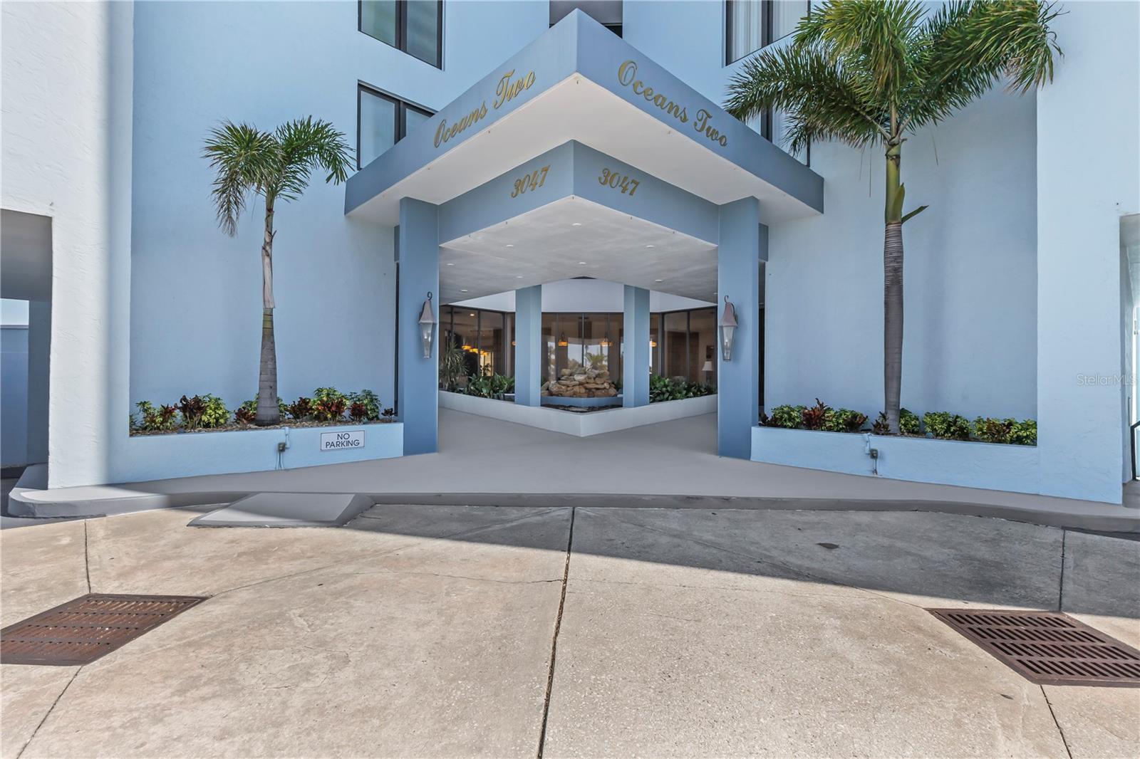 OCEANS TWO - Residential