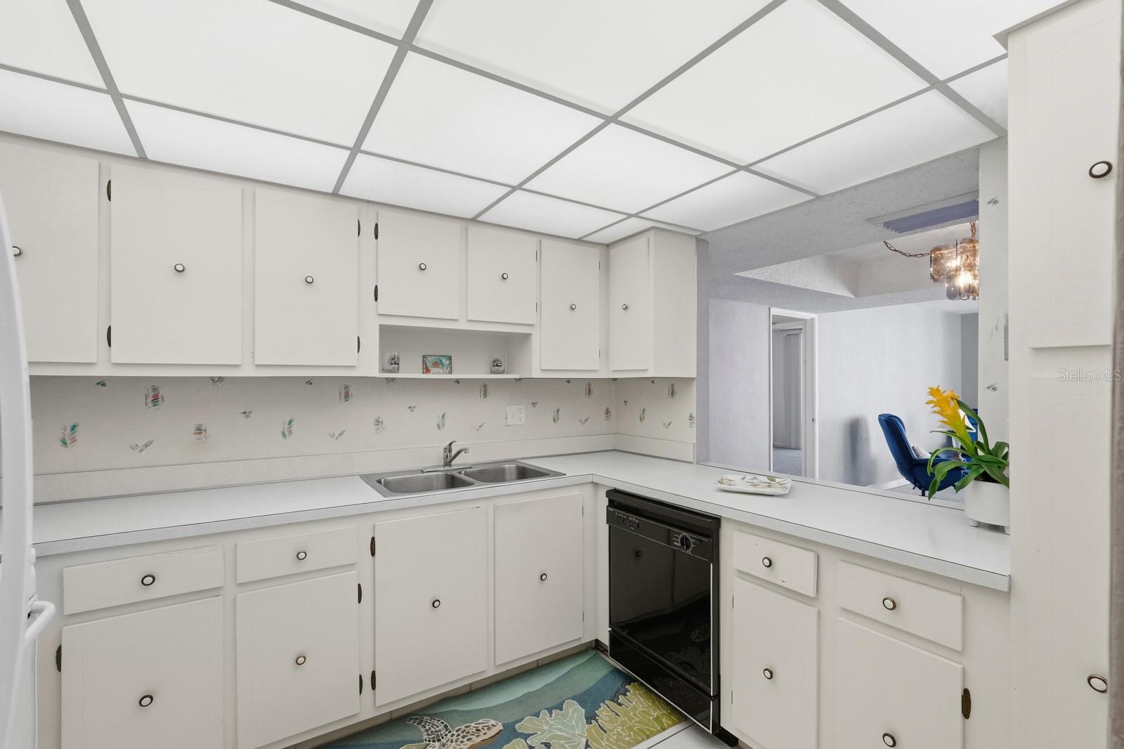 OCEANS TWO - Residential