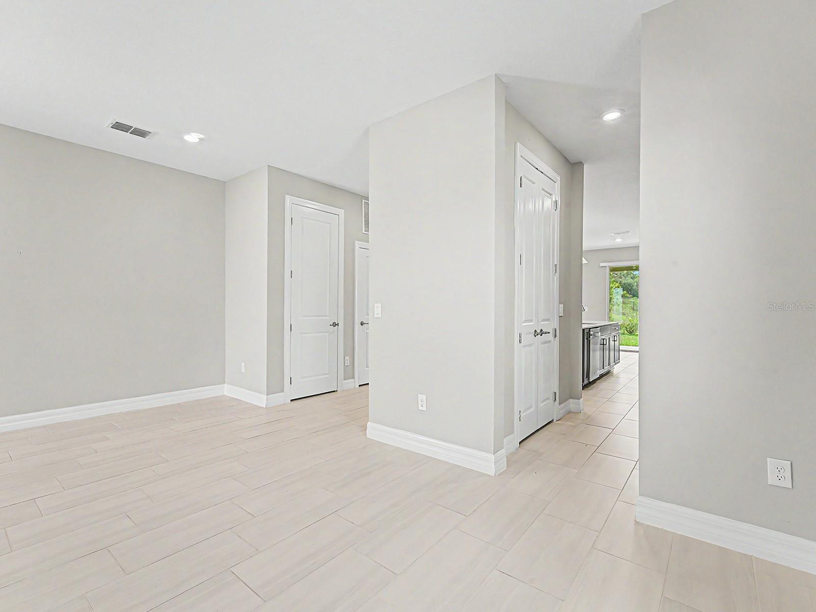 EPPERSON NORTH VILLAGE C-2B - Residential