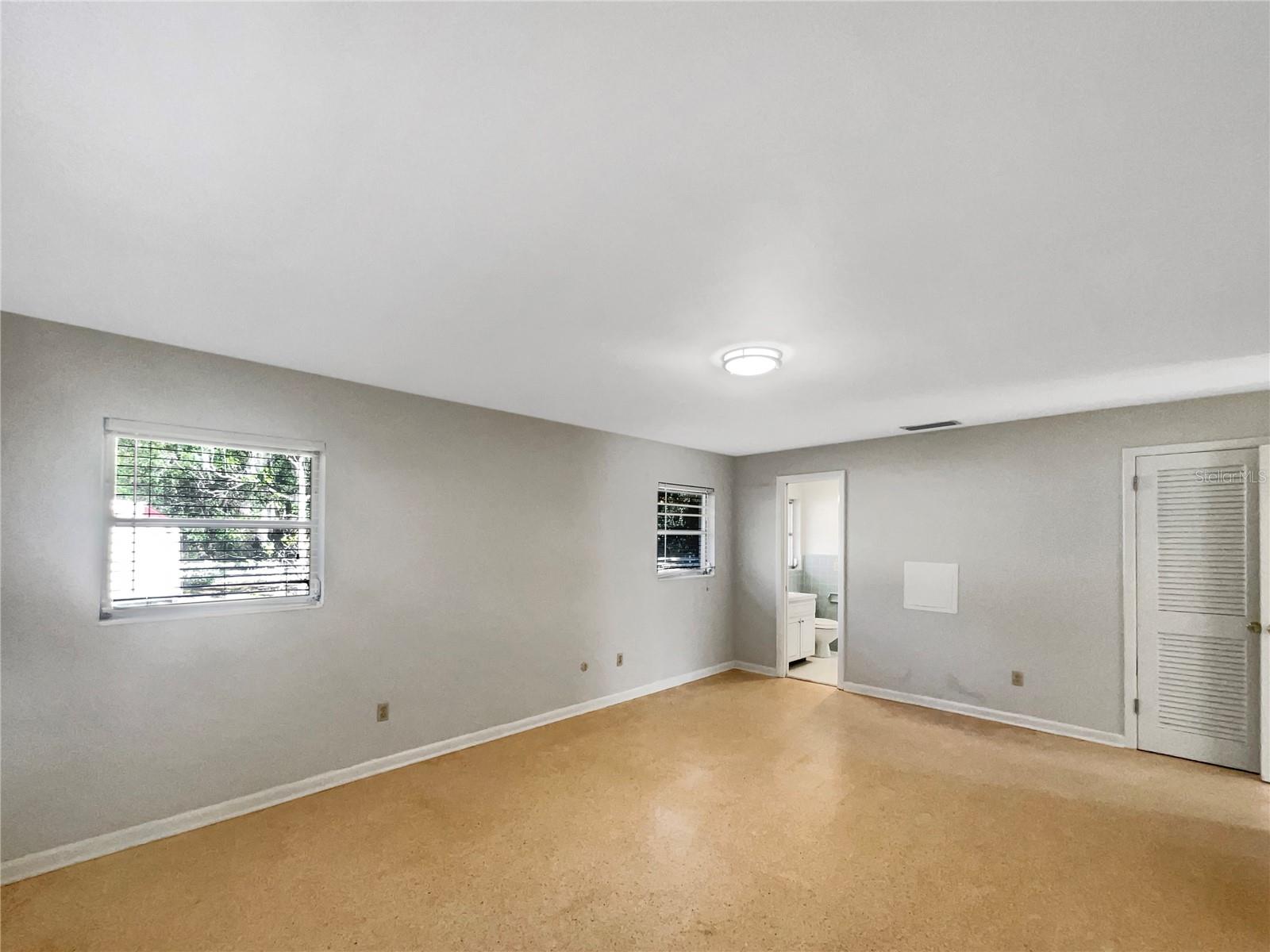 5250 TIMBERLANE ROAD