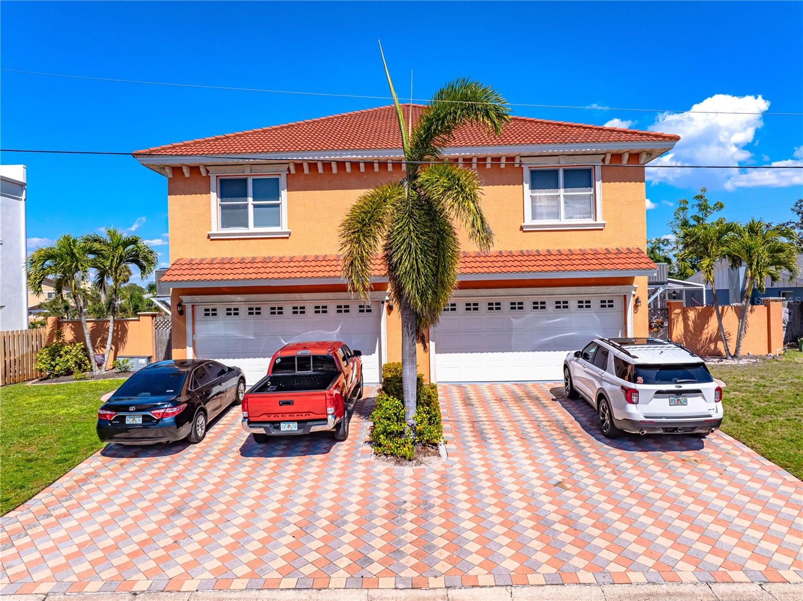 2119-2125 MONTCLAIR DRIVE 2119 & 2125