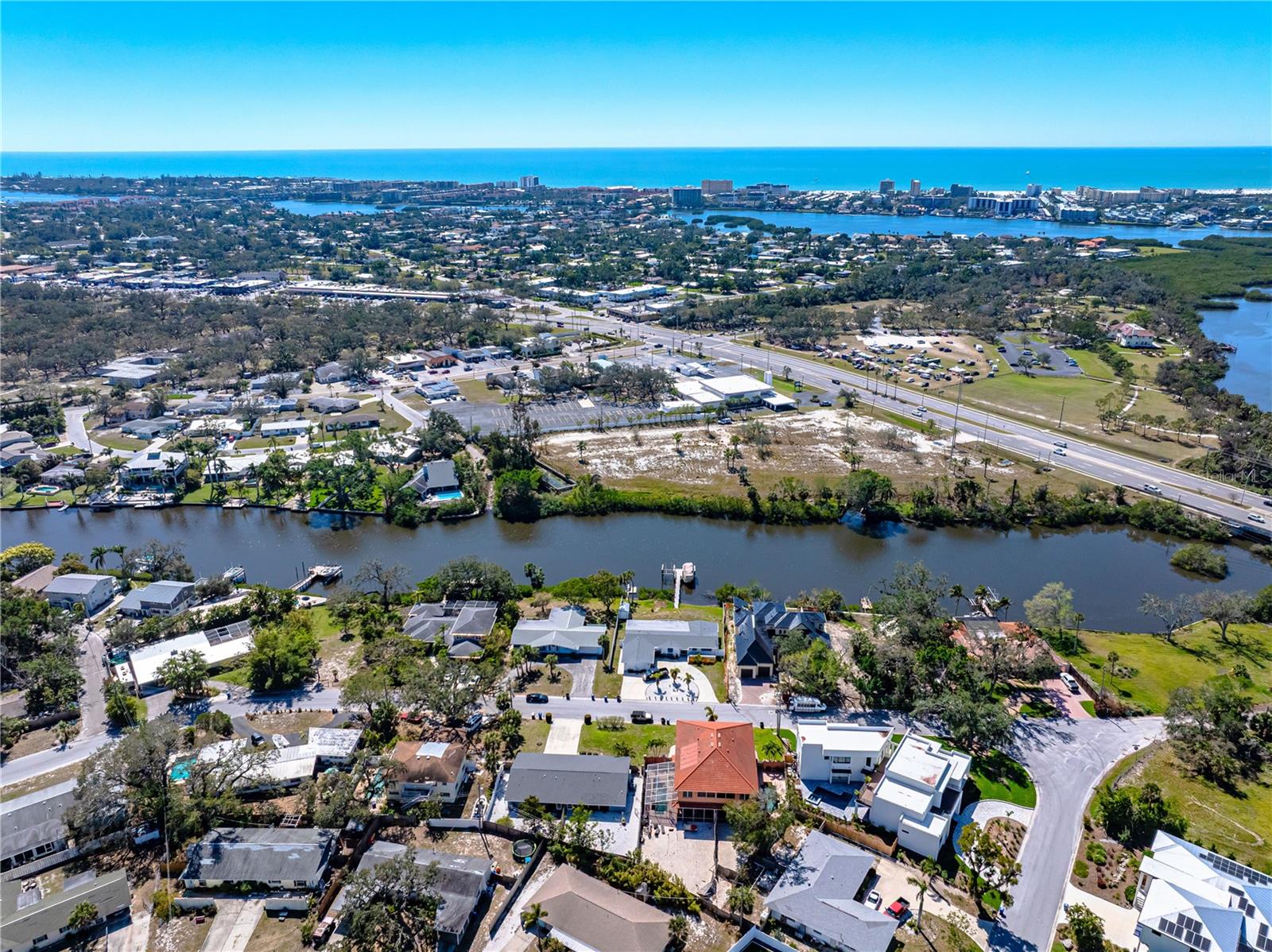MONTCLAIR VILLAS - Residential Income