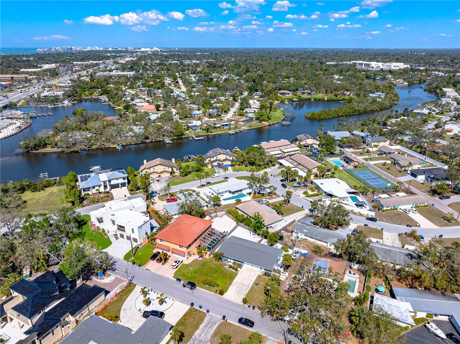 MONTCLAIR VILLAS - Residential Income