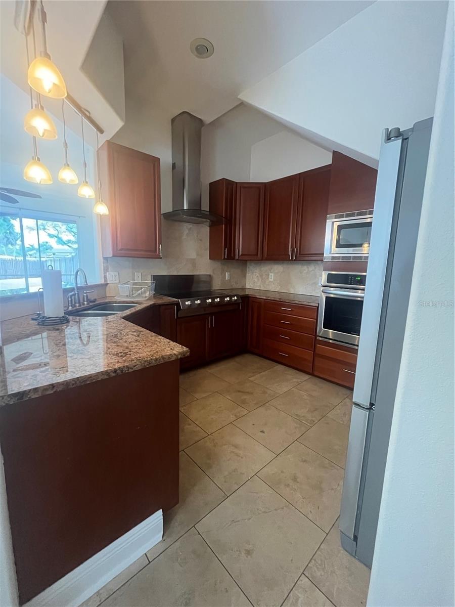 MONTCLAIR VILLAS - Residential Income