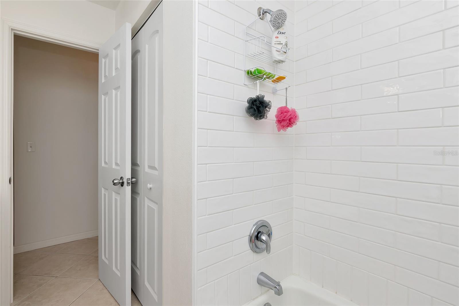 OXFORD MANOR - Residential