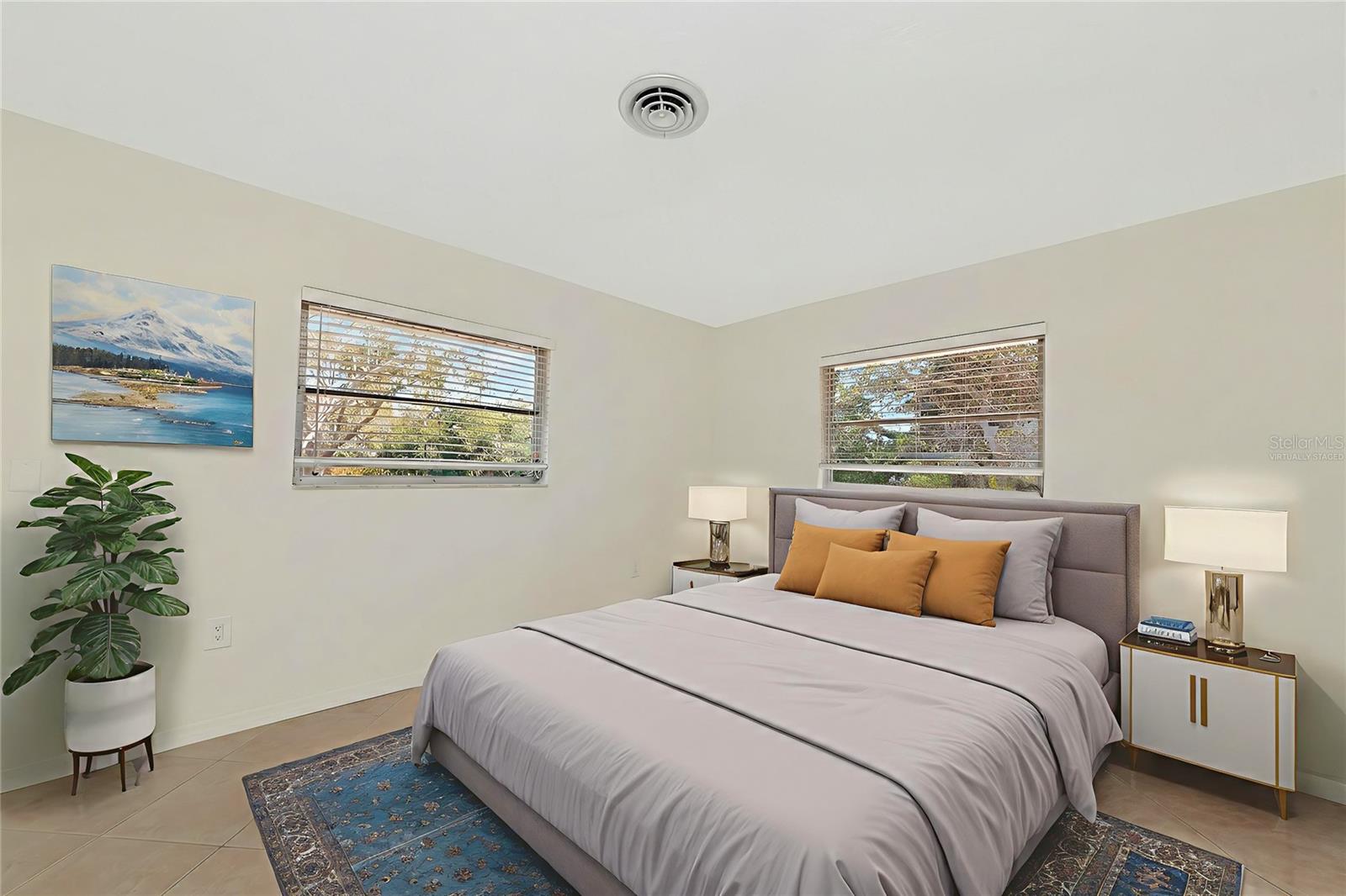 OXFORD MANOR - Residential