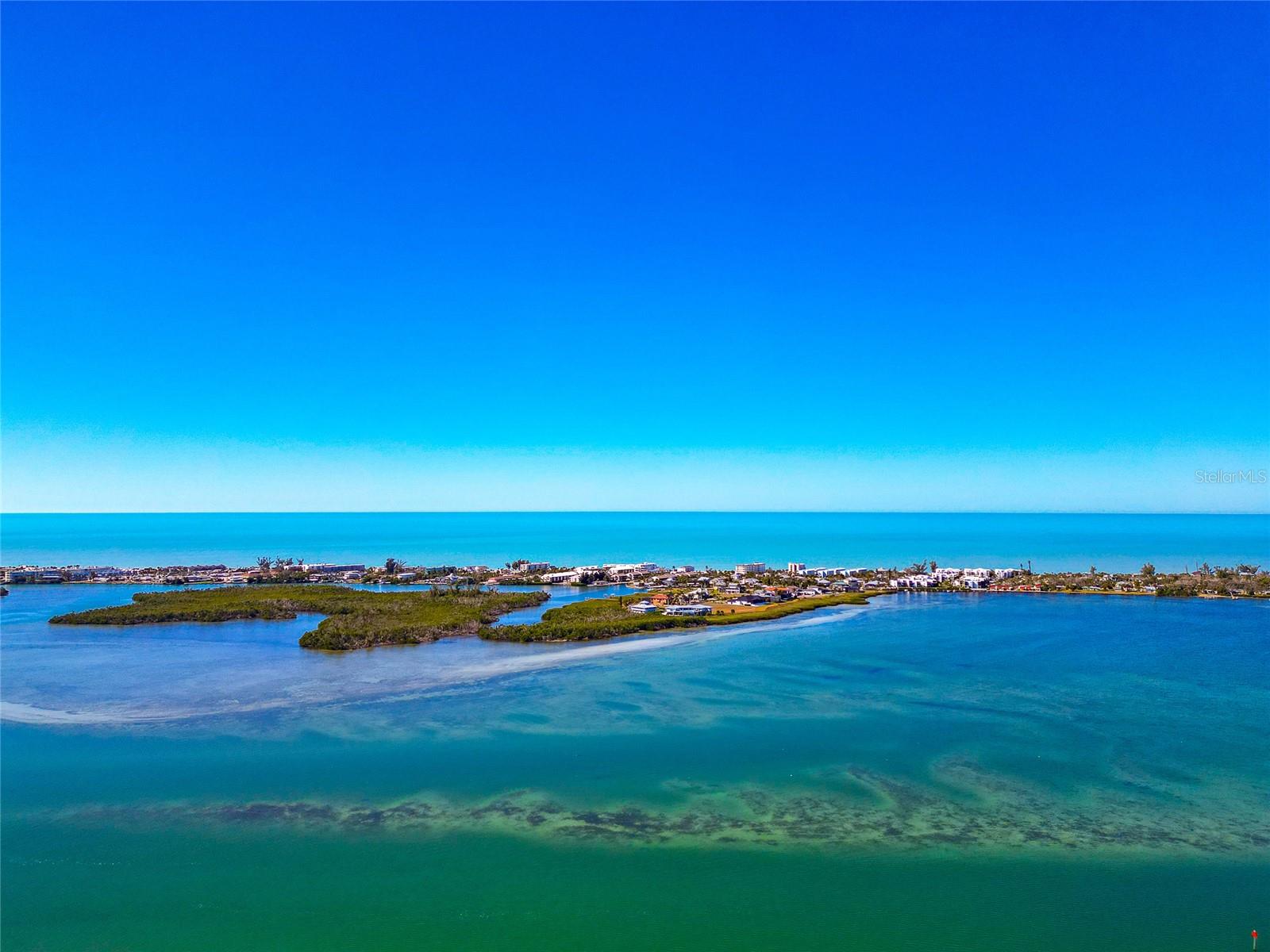 OXFORD MANOR - Residential