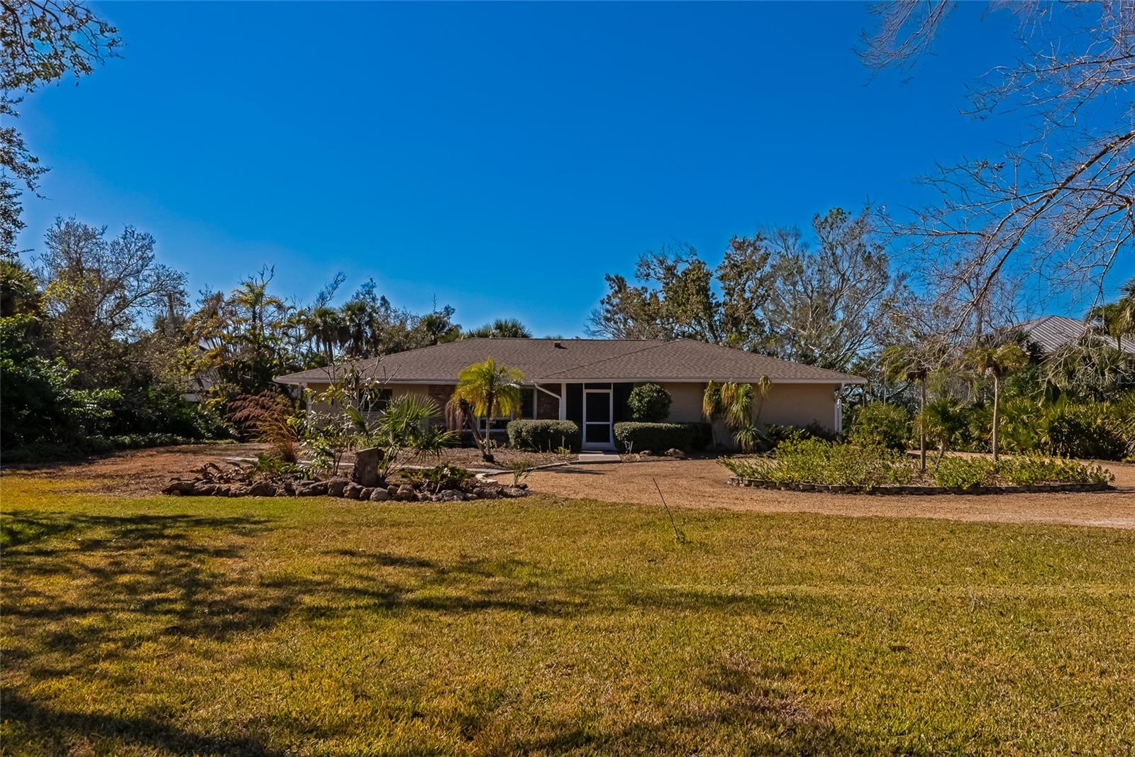 OXFORD MANOR - Residential