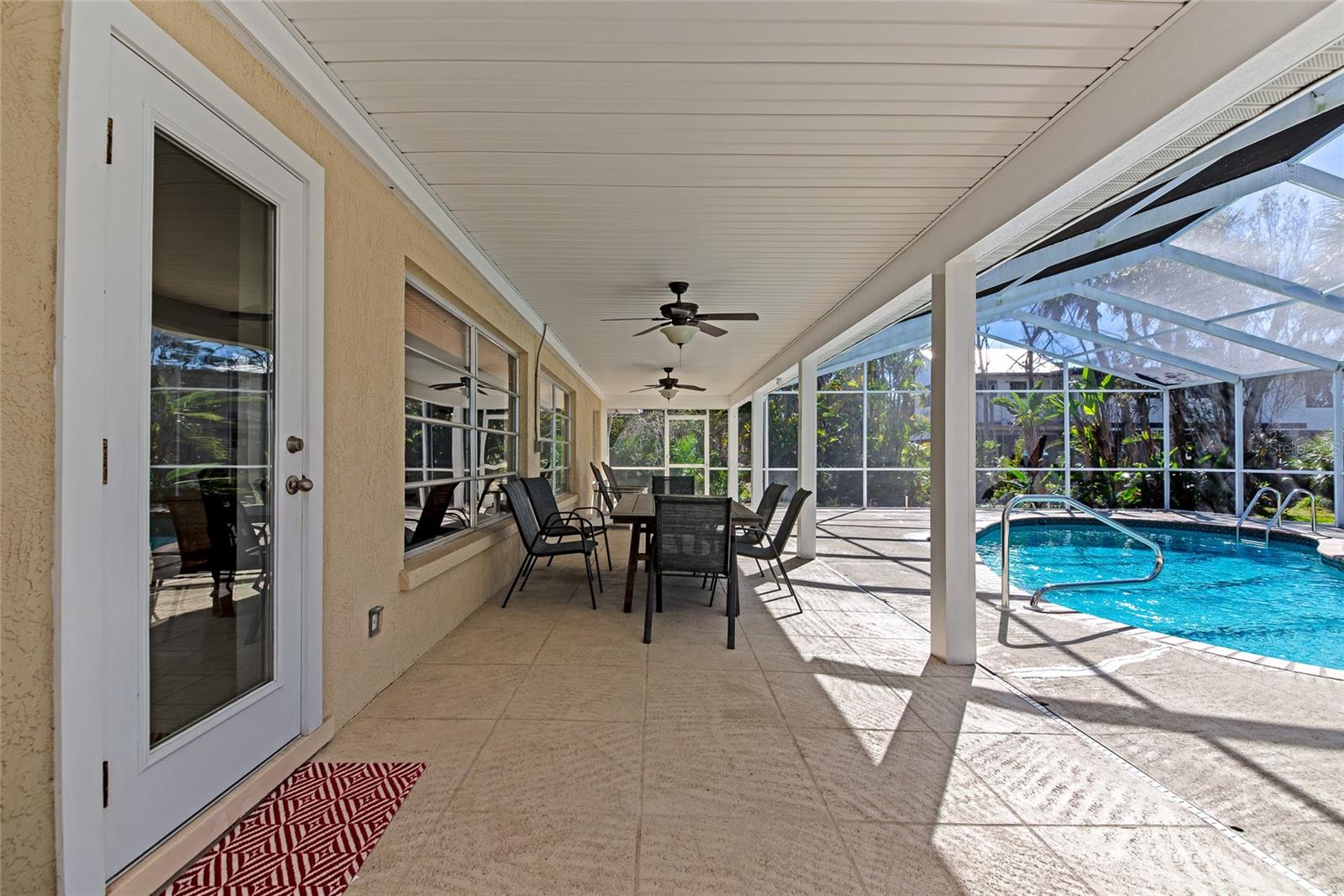 OXFORD MANOR - Residential