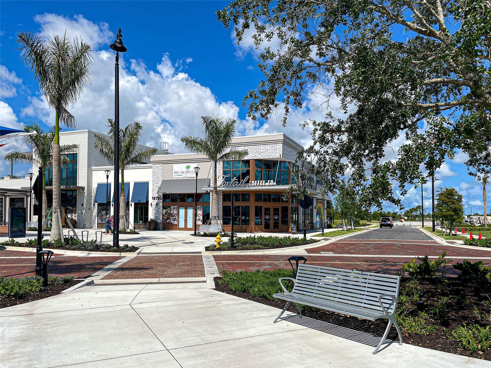 ISLANDWALK/THE WEST VLGS PH 4 - Residential