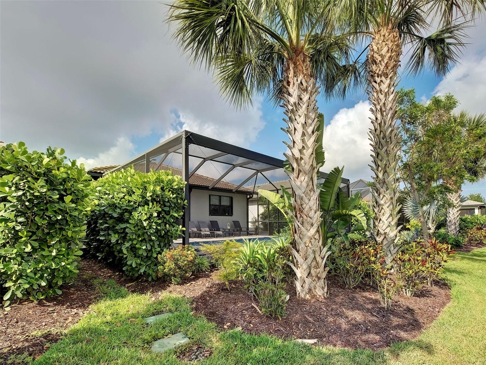 ISLANDWALK/THE WEST VLGS PH 4 - Residential