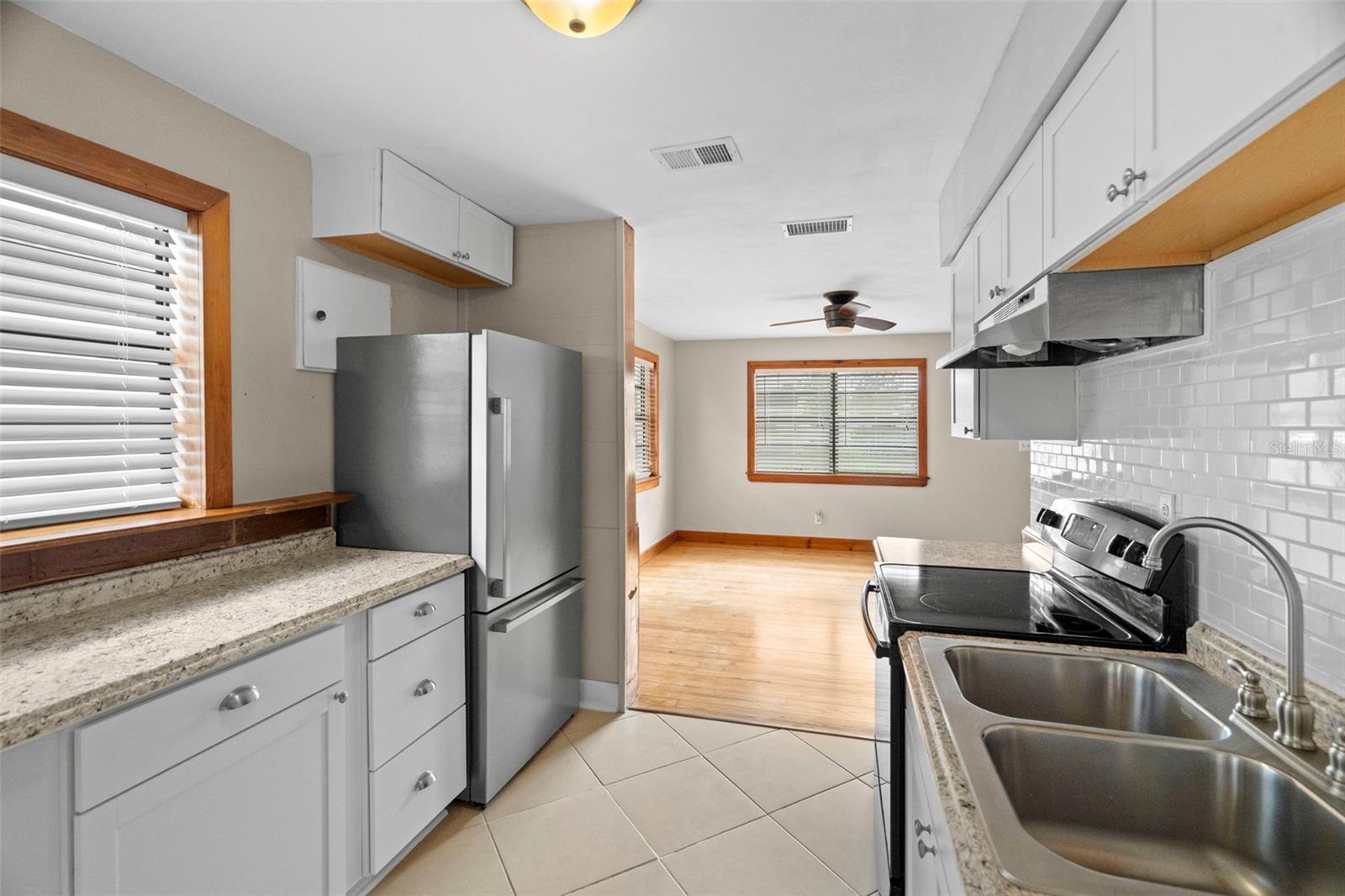 FRANCELLA PARK - Residential