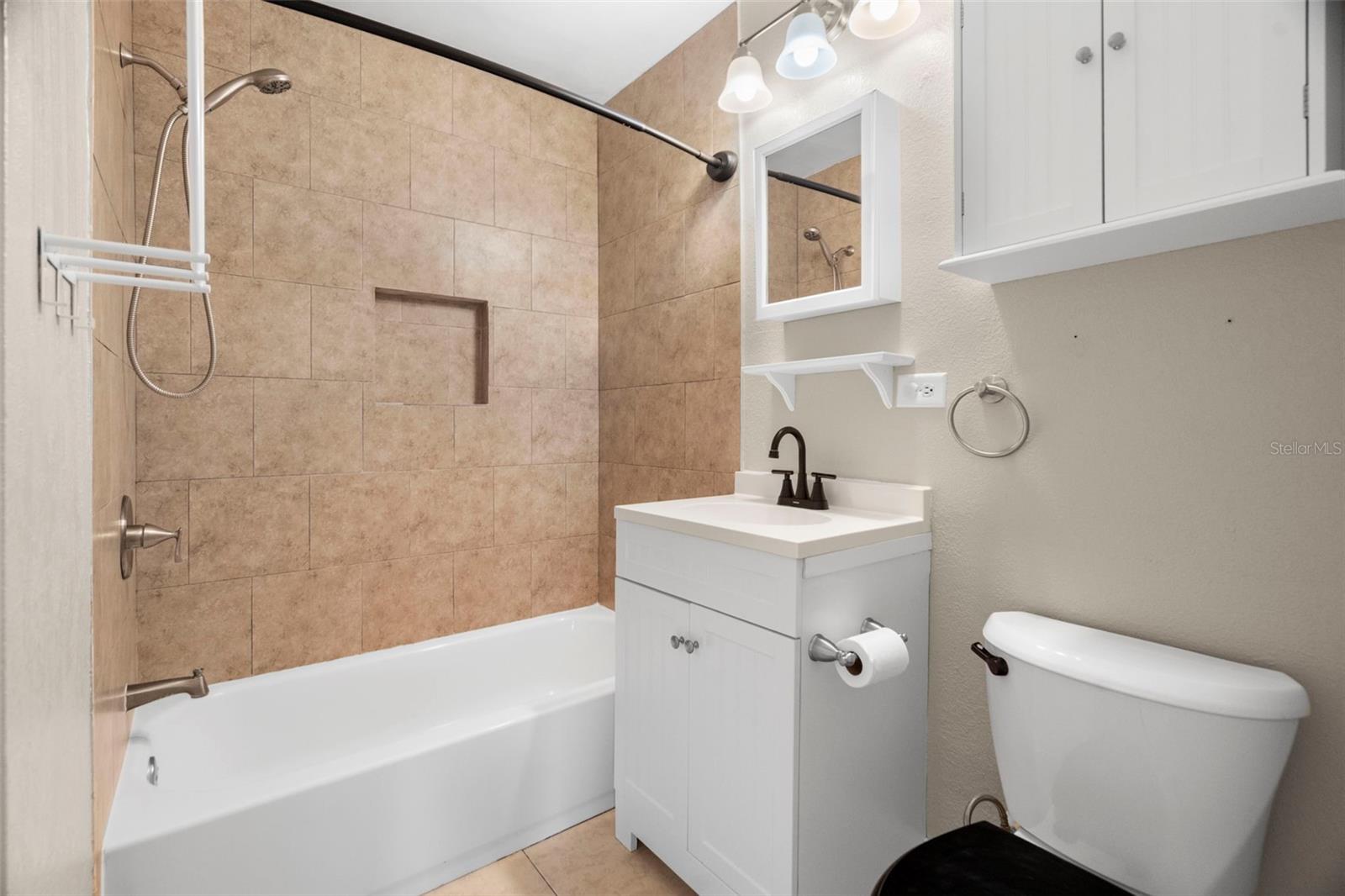 FRANCELLA PARK - Residential