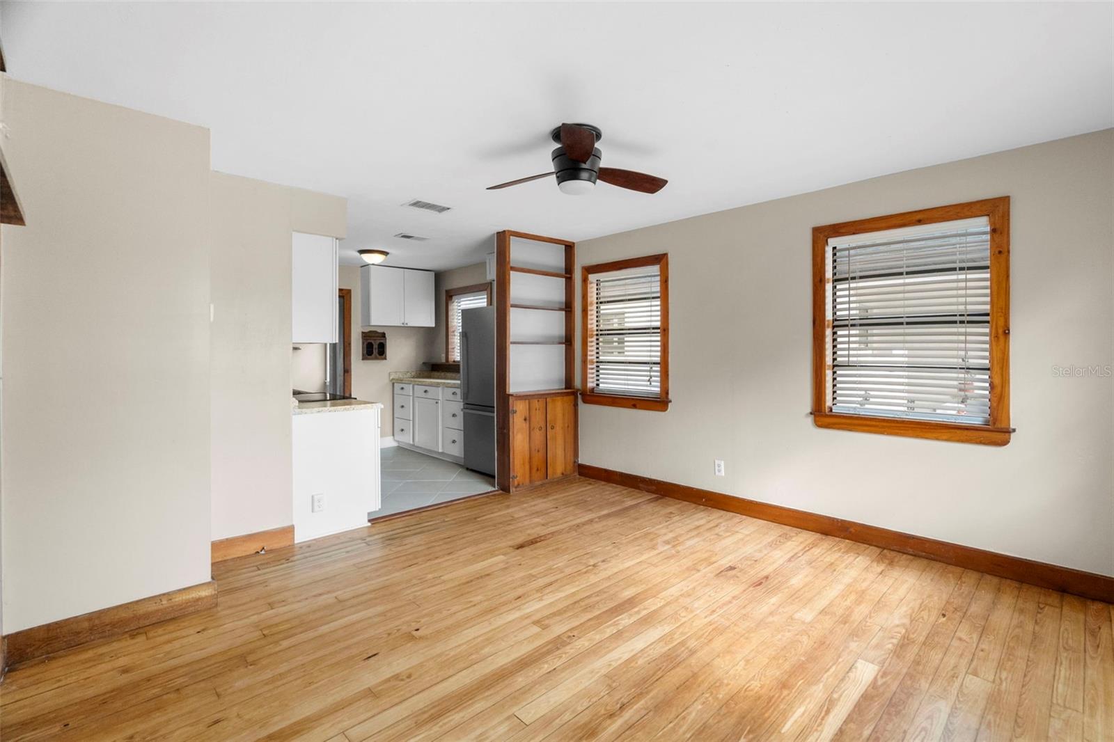 FRANCELLA PARK - Residential