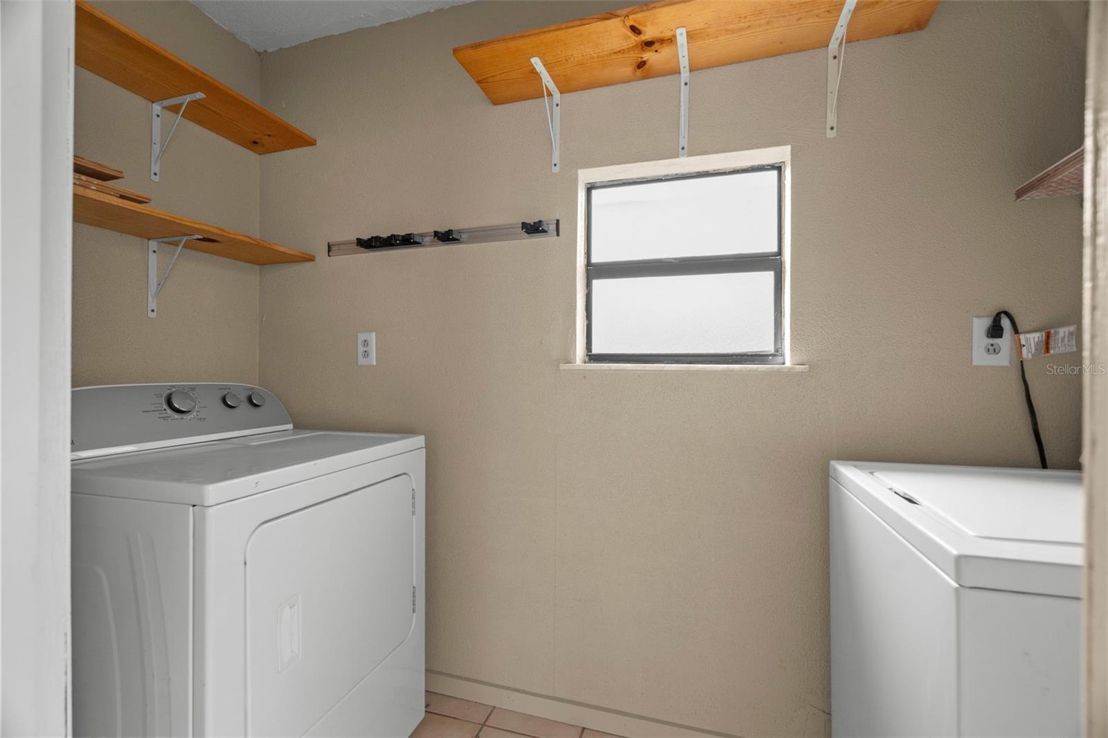 FRANCELLA PARK - Residential