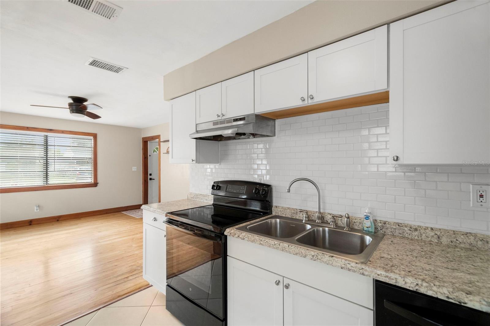 FRANCELLA PARK - Residential