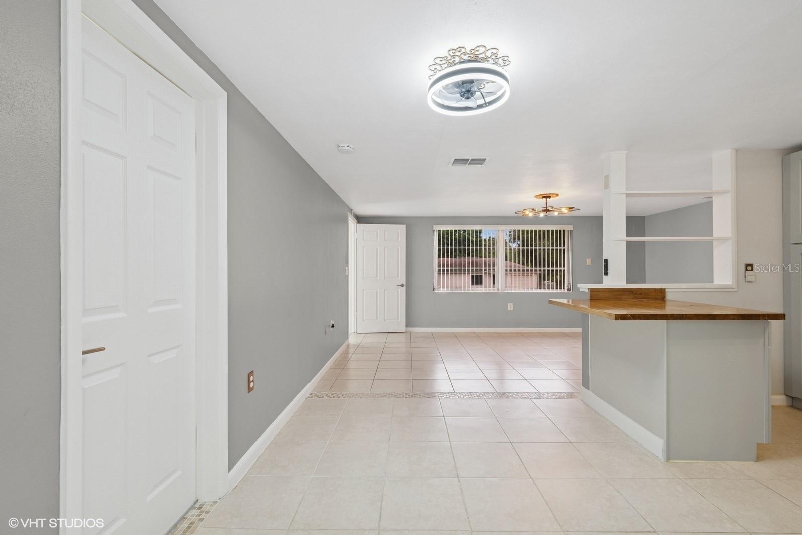 BEVERLY HILLS UNIT 02 - Residential