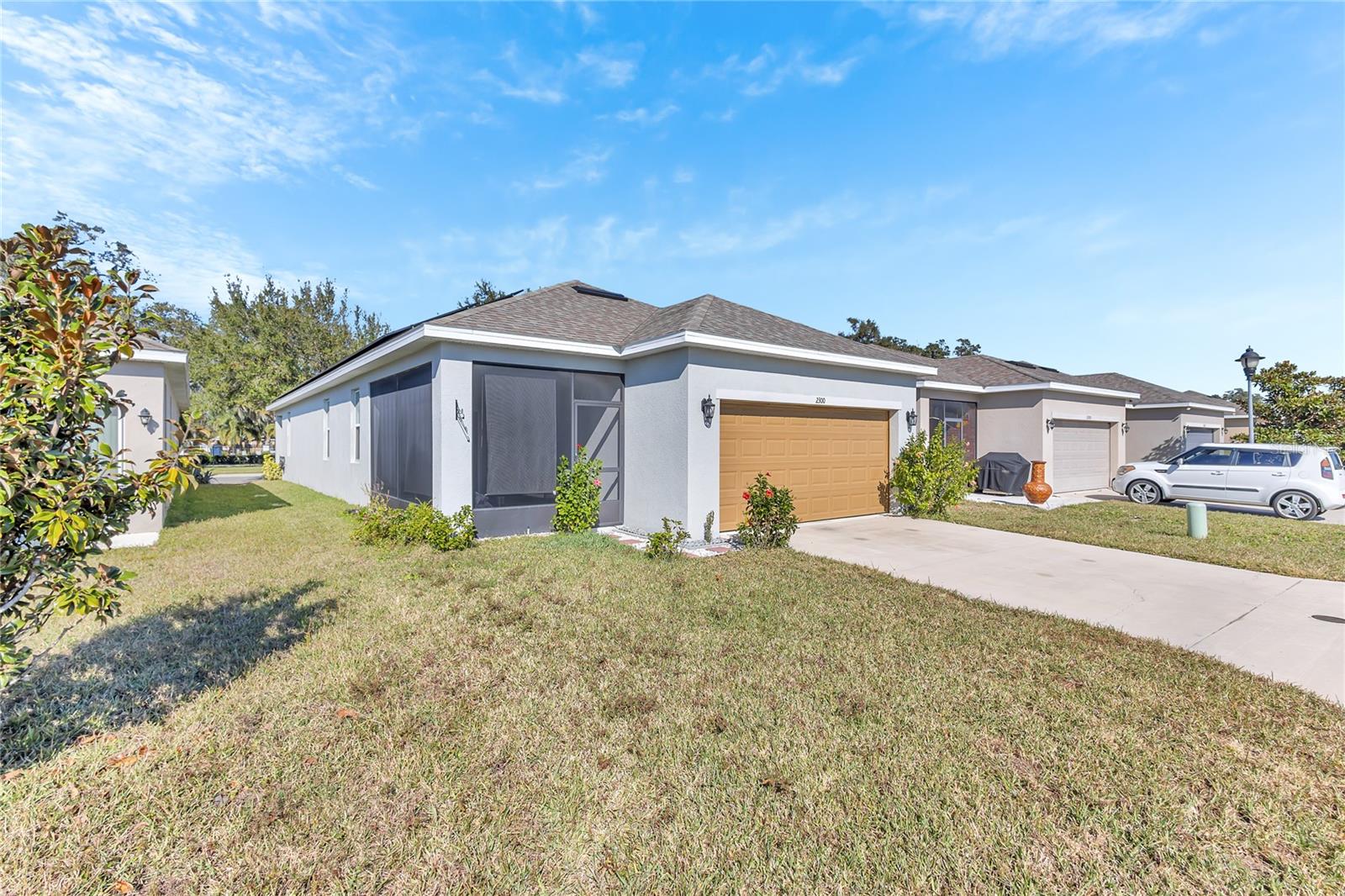 2300 GRASMERE VIEW PARKWAY S