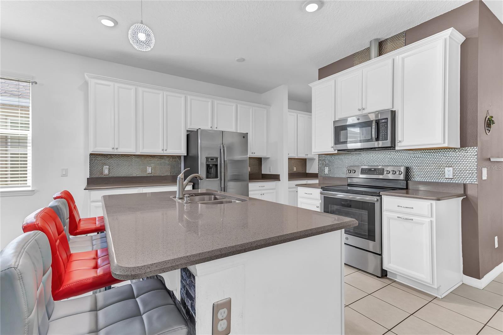 2300 GRASMERE VIEW PARKWAY S