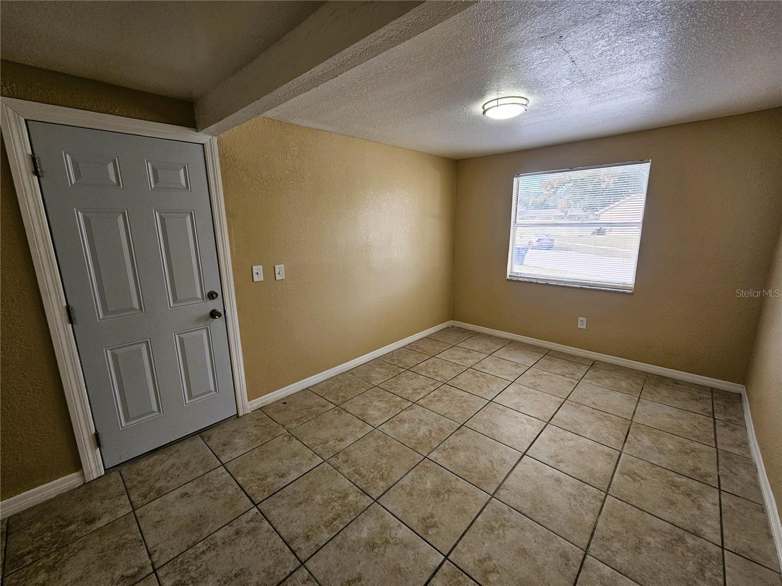 NORTHVIEW HILLS UNIT 2 - Residential Lease