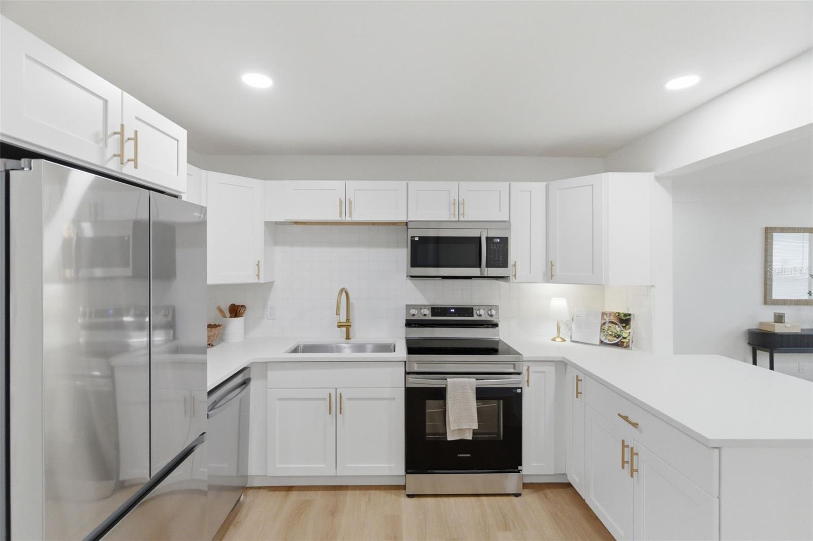 REMSEN HEIGHTS - Residential