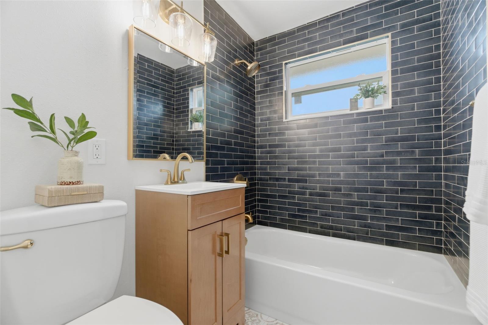 REMSEN HEIGHTS - Residential