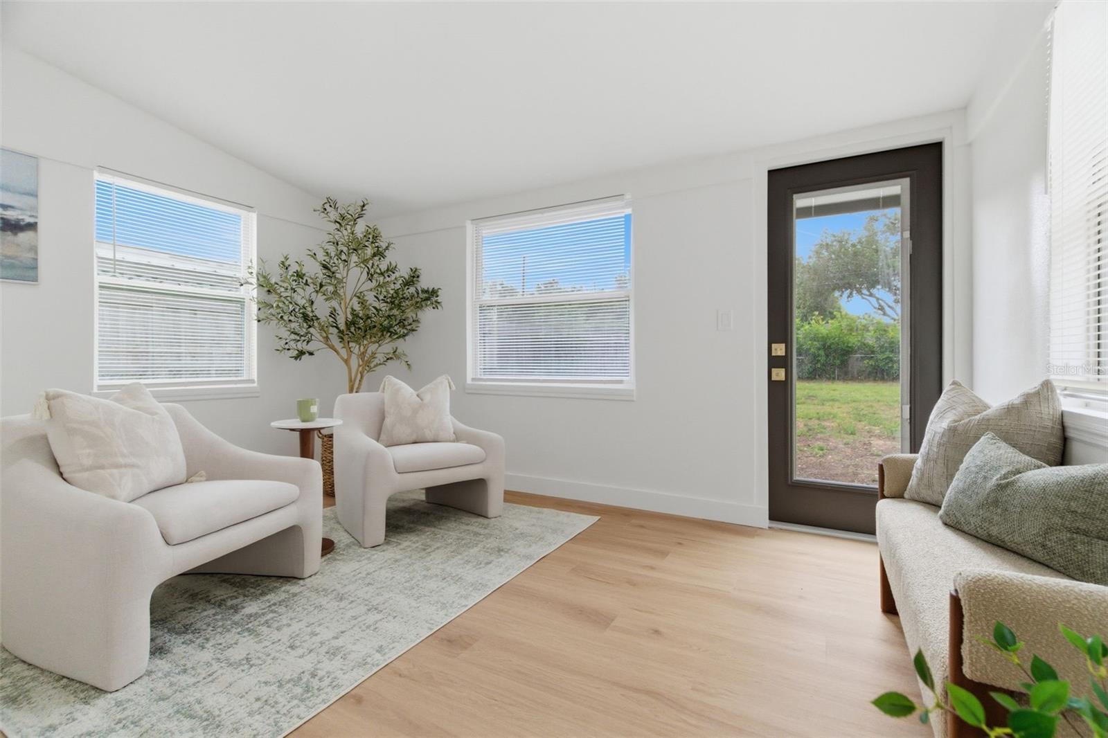 REMSEN HEIGHTS - Residential