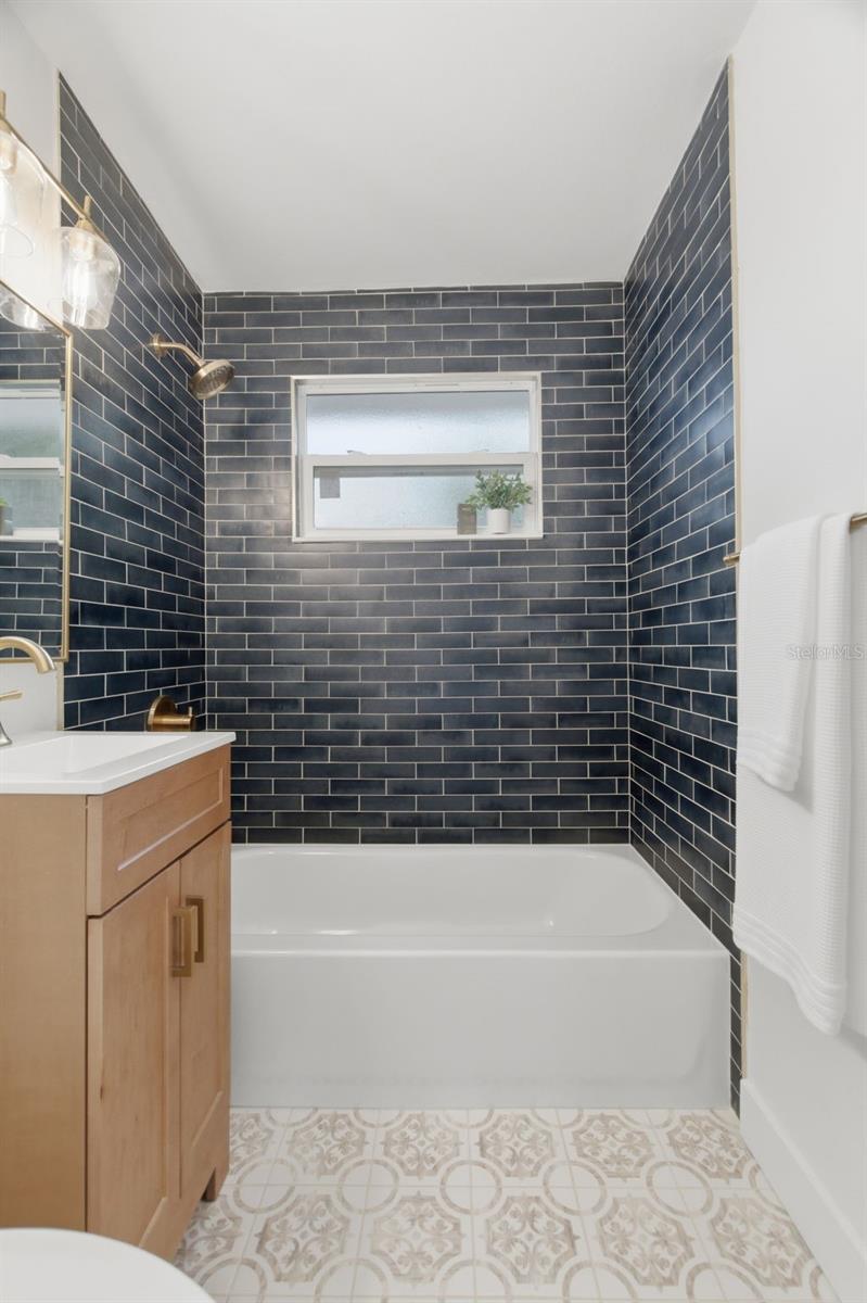 REMSEN HEIGHTS - Residential