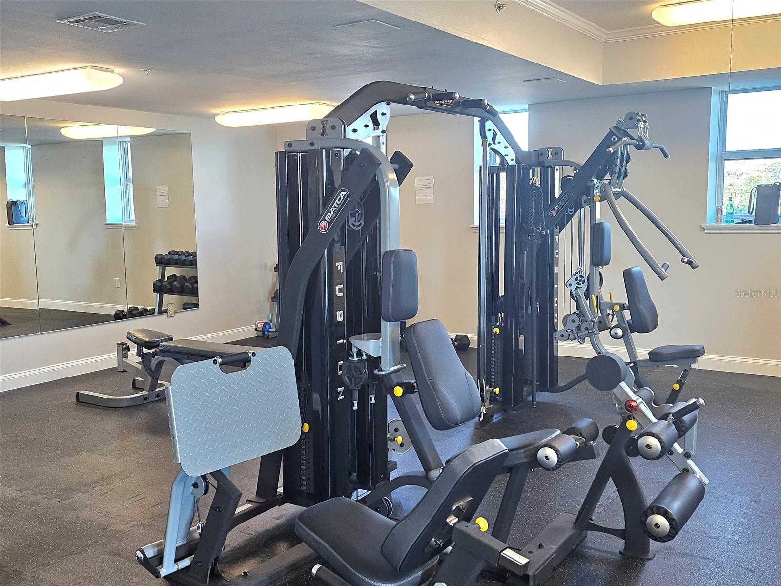 HALIFAX LANDING - Residential