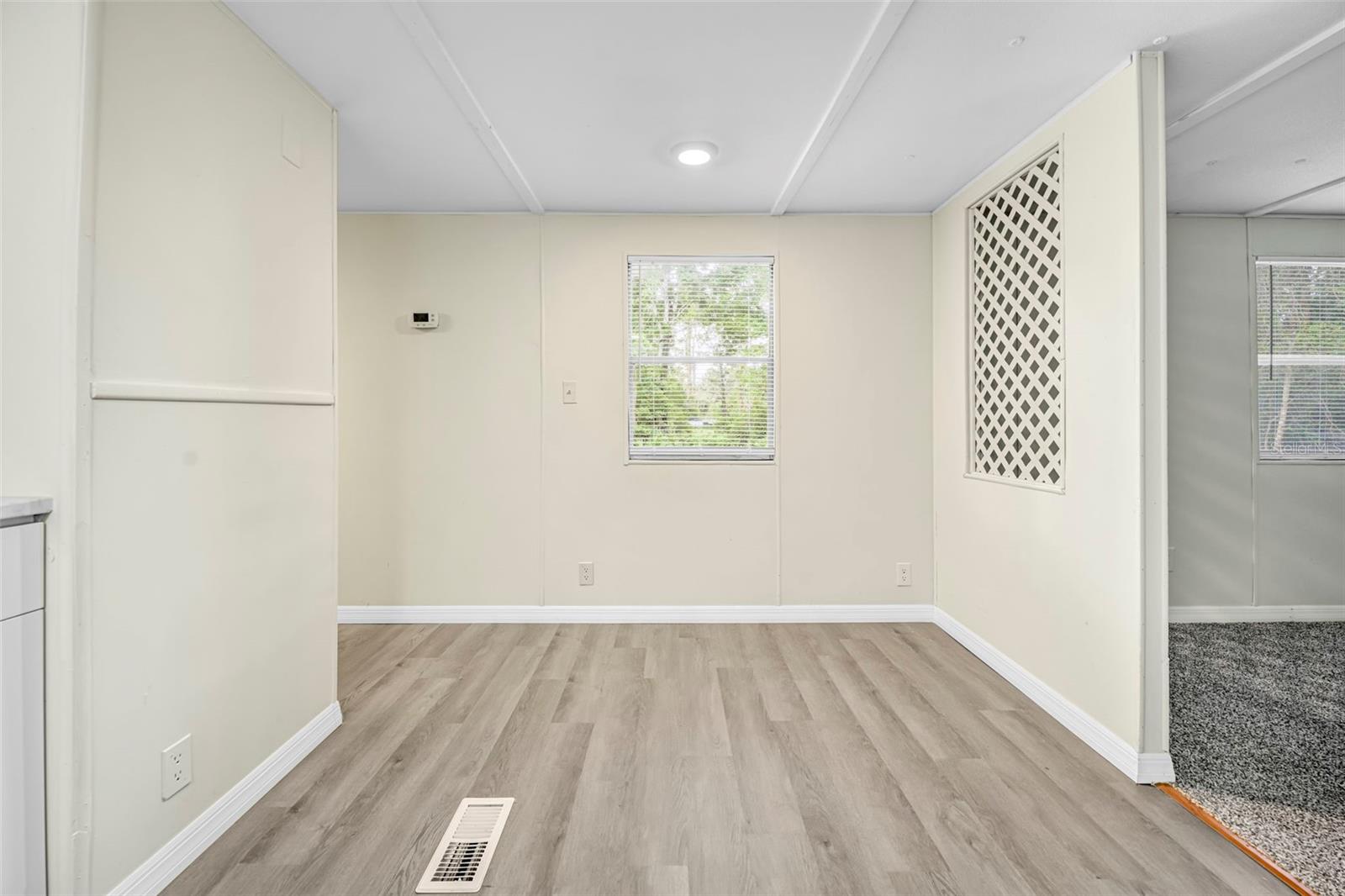 HOLIDAY ACRES UNIT 01 - Residential