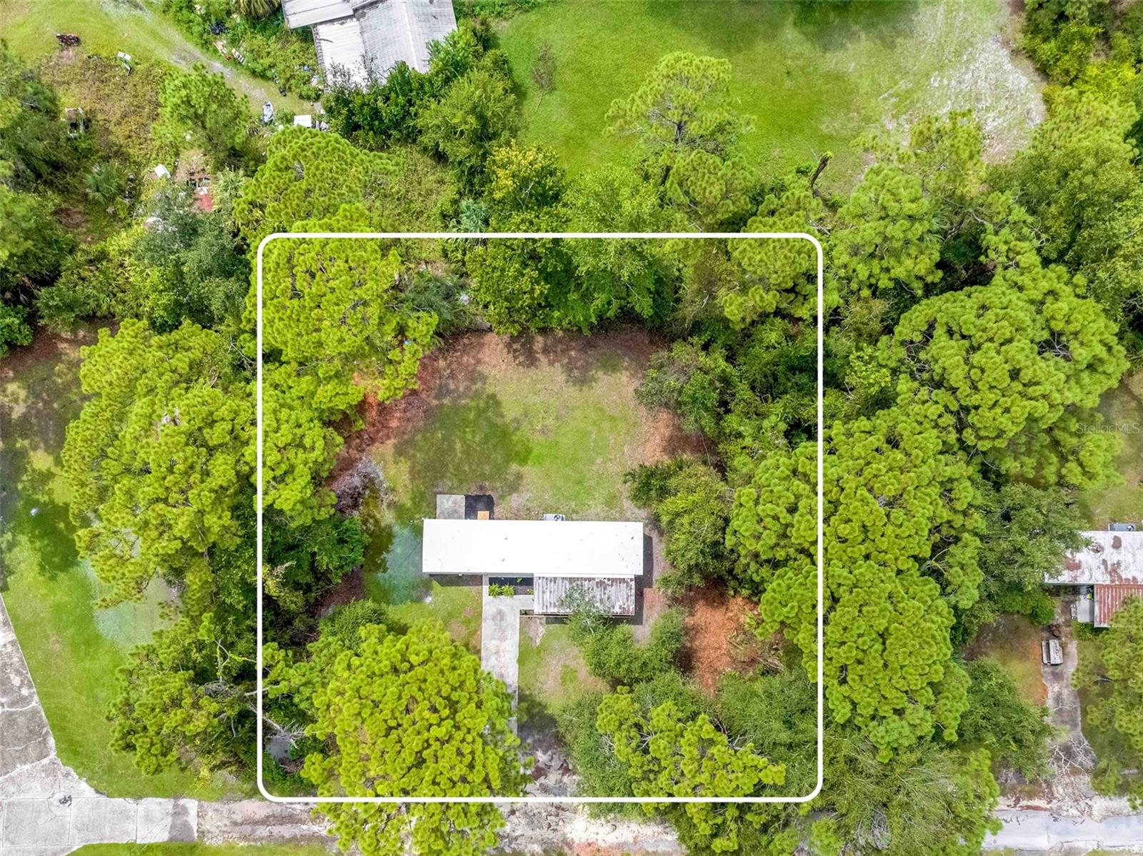 HOLIDAY ACRES UNIT 01 - Residential