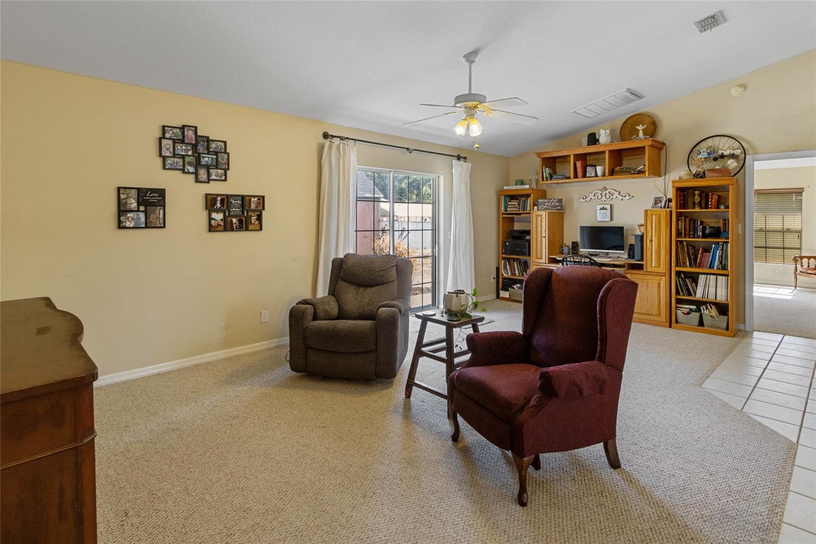 LAKE WEIR GARDENS - Residential