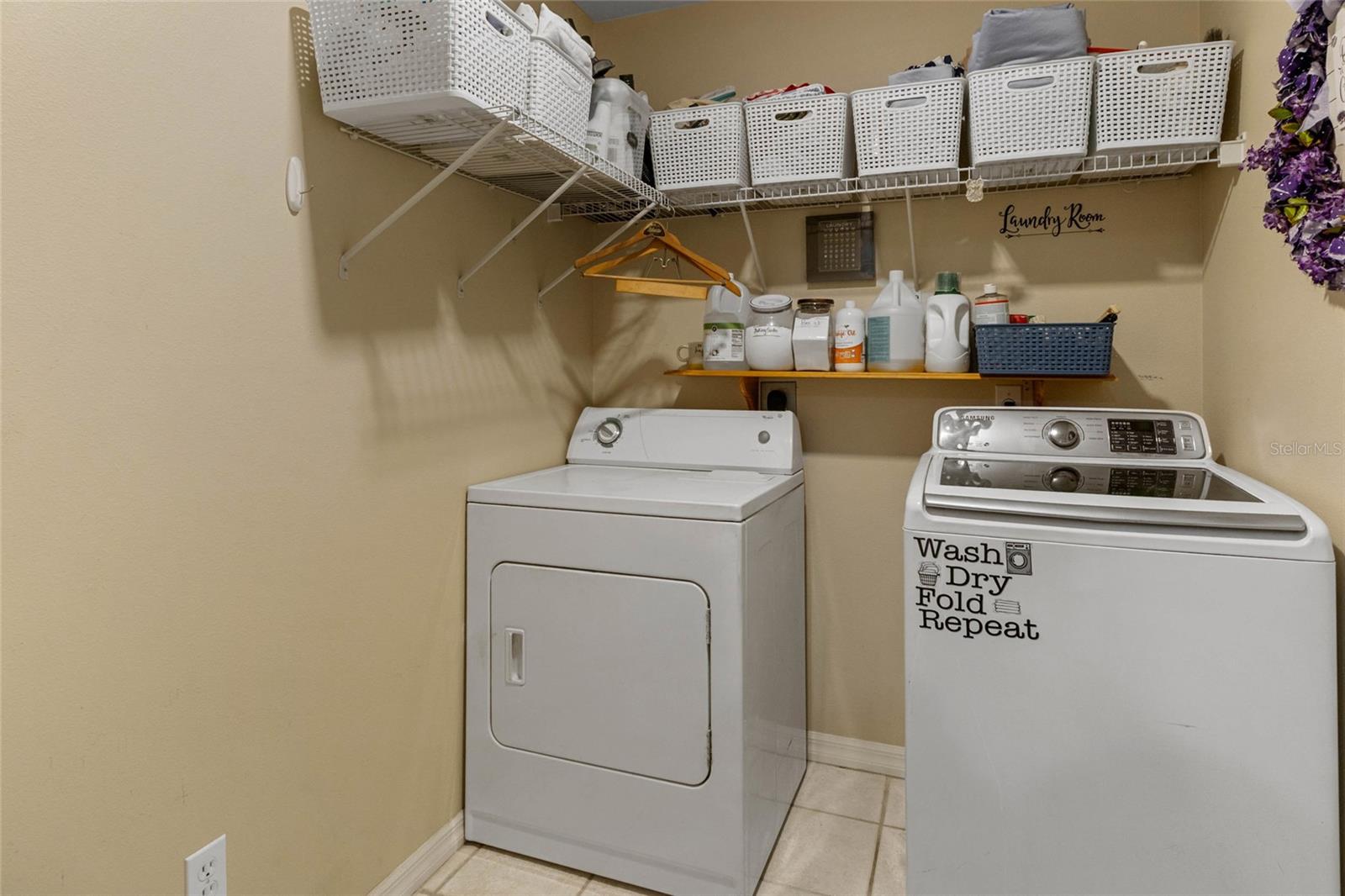 LAKE WEIR GARDENS - Residential