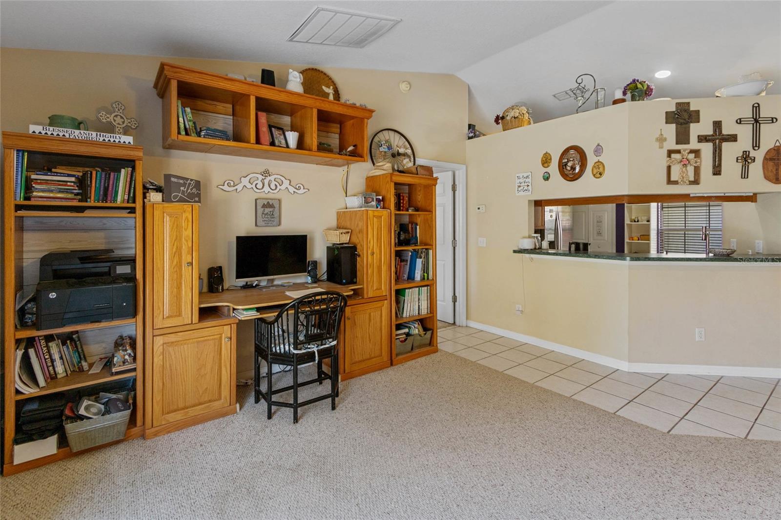 LAKE WEIR GARDENS - Residential