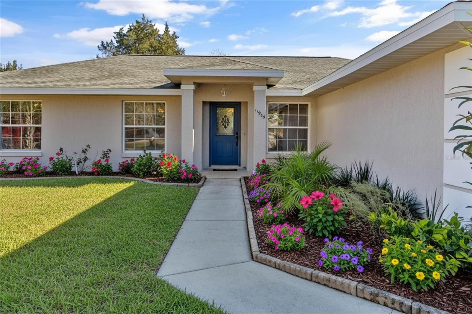 LAKE WEIR GARDENS - Residential