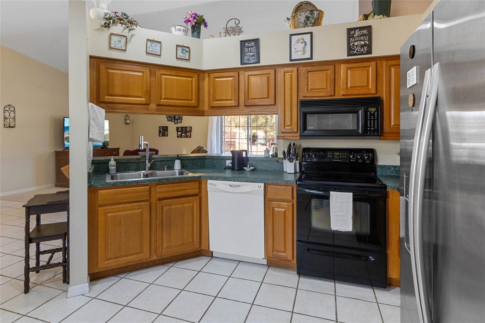 LAKE WEIR GARDENS - Residential